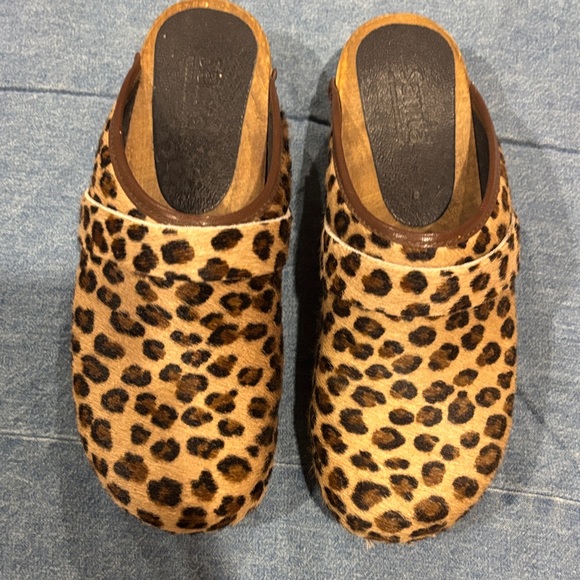 Saniya Leopard Print Clogs us39 - Picture 1 of 6